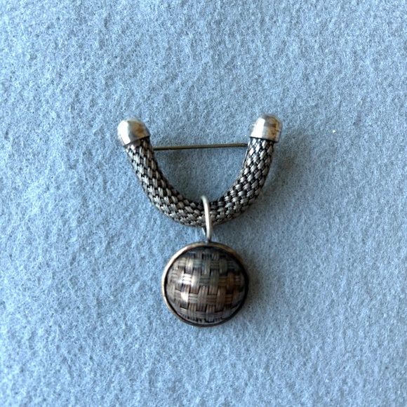 Bali Brooch and Pendant - Picture 1 of 2